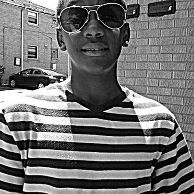 Profile Picture of ⓙⓔⓗⓢⓔⓝ ⓓⓐⓡⓡⓞⓤⓖⓗ (@Smoove_Az_Jay) on Twitter