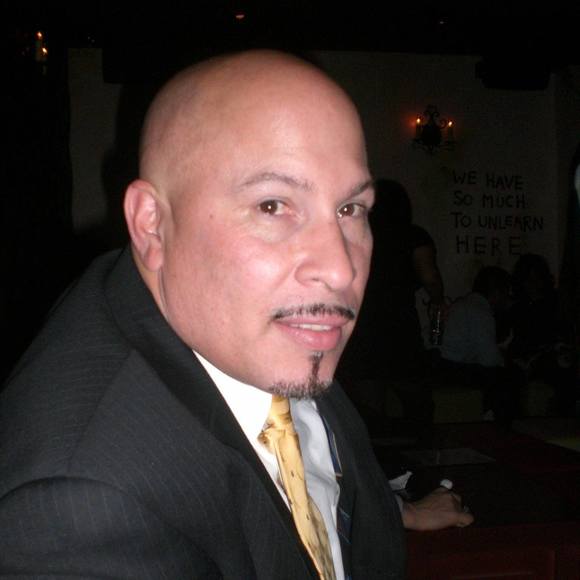 Profile Picture of Tony Rodriguez (@tonyrodrigue898) on Poshmark