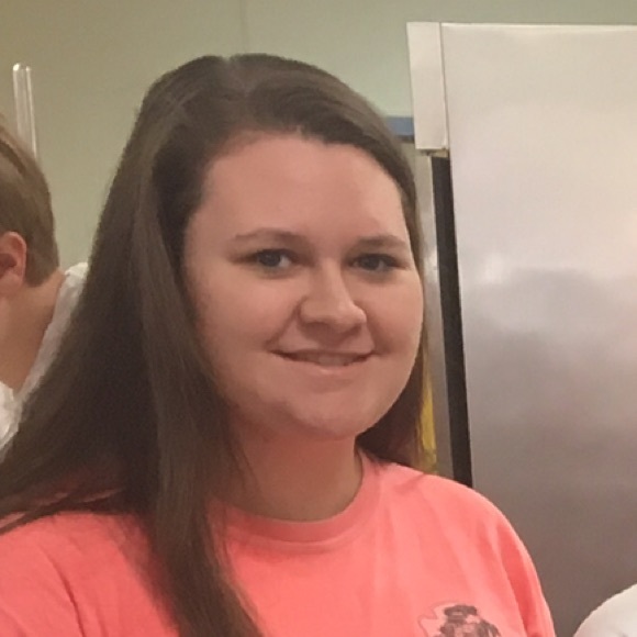 Profile Picture of Caroline Lumpkin (@carolinel20) on Poshmark