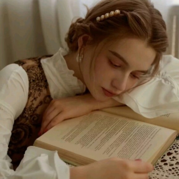 Profile Picture of Ivory Campbell (@hefushymkp) on Poshmark