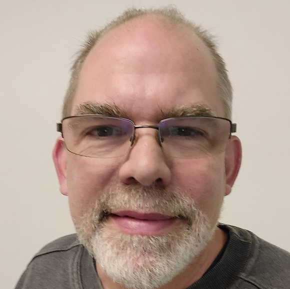 Profile Picture of David Stickney (@davidlstickney) on Poshmark