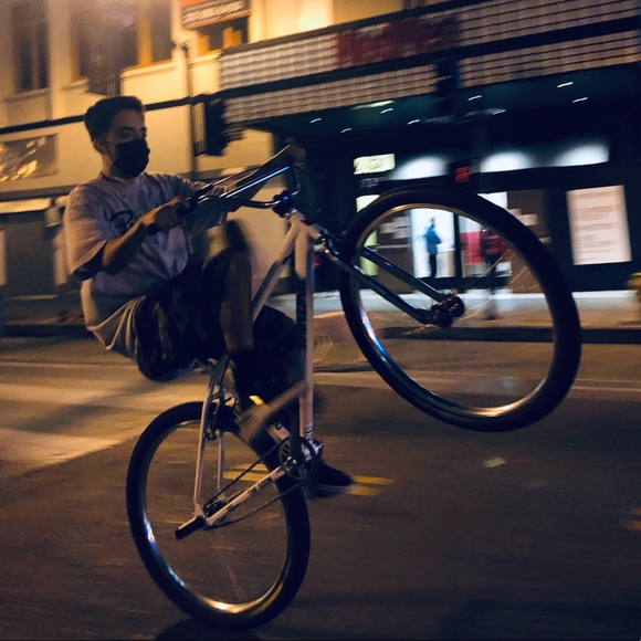 Profile Picture of Joshua Palacios (@joshuapalaci180) on Poshmark