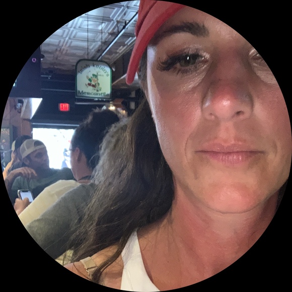 Profile Picture of Chrissy Wilson (@koehlerlady24) on Poshmark