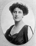 Profile Picture of Inez Milhollandon Wikipedia