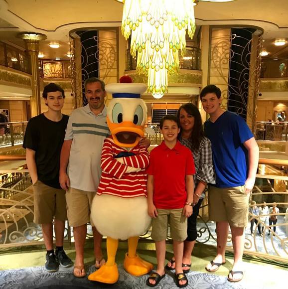 Luke Mokas - Poshmark Profile Picture of Luke Mokas (@lukemokas) on Poshmark