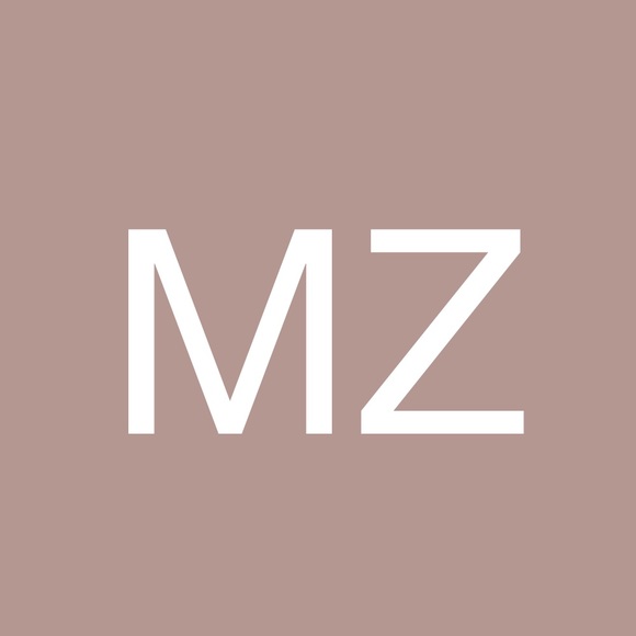 Profile Picture of Min Zhang (@minposhmark) on Poshmark