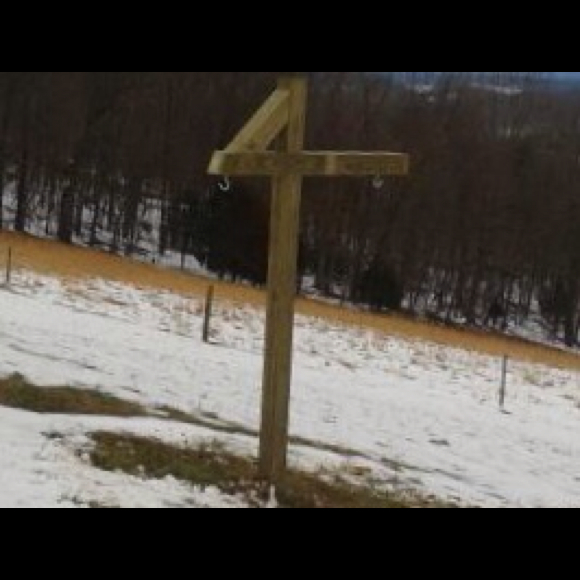 Profile Picture of Jenny Acker (@jacker) on Poshmark