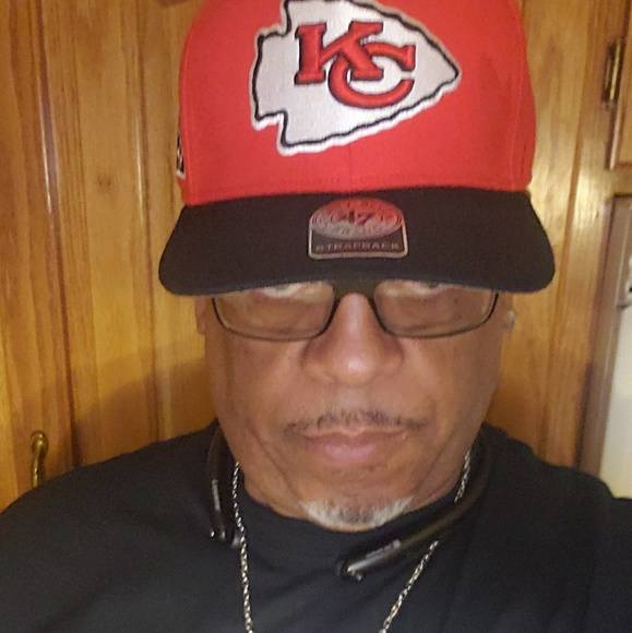 Profile Picture of Tony Frazier (@tfraz50) on Poshmark