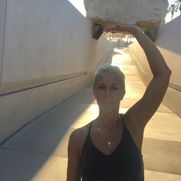 Profile Picture of Bozana Jovanovich (@bobaj) on Poshmark