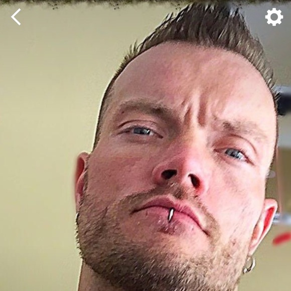 Profile Picture of Chad Payne (@rockerfocker) on Poshmark