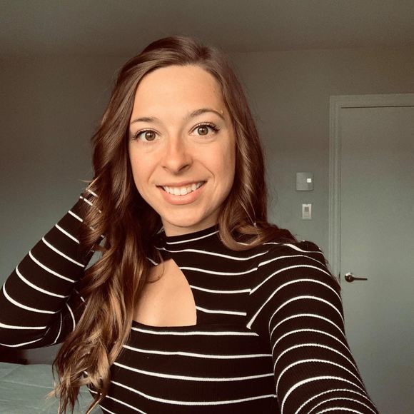 Profile Picture of Amanda Andrews-wuthrich (@sk8er_chick_133) on Poshmark