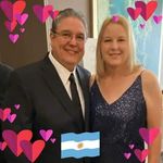 Profile Picture of Lisa Luckey-Acosta (@luckeyacosta) on Instagram