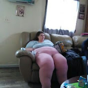 Profile Picture of Amy Strader (@astrader1983) on Youtube