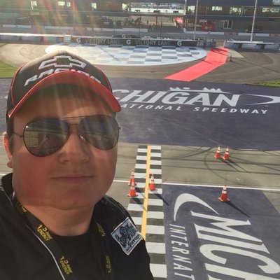 Profile Picture of Andrew Lapoint (@@rooster972000) on Twitter