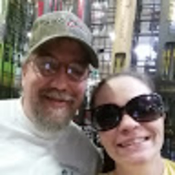 Profile Picture of David Golden (@dgolden379) on Poshmark
