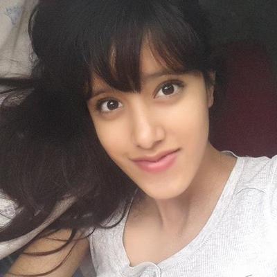 Profile Picture of Jazmin Olvera (@jazminolvera12) on Twitter