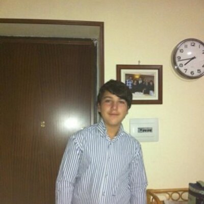 Profile Picture of Antonio Auriemma (@AntonioToni998) on Twitter