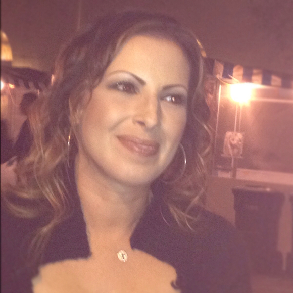 Profile Picture of Penny Legakis (@pennylegakis) on Poshmark