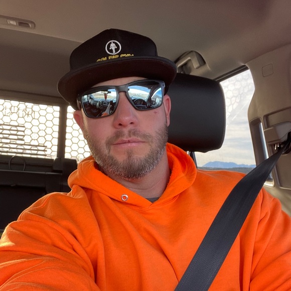 Profile Picture of Cory Hurd (@cory_hurd) on Poshmark