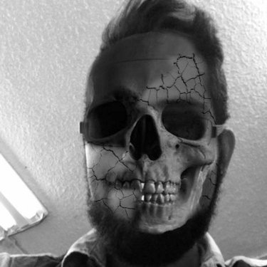 Profile Picture of Cesar Esparza (@rockrbear) on Twitter