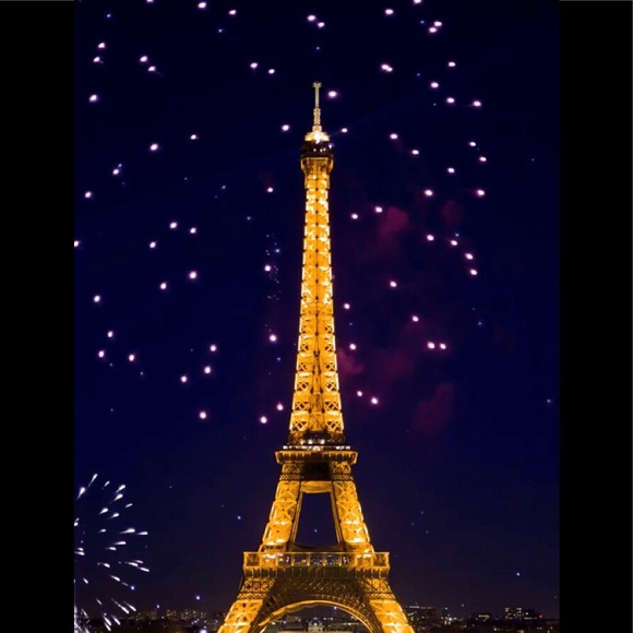 Profile Picture of Alexis Leflore (@lexileflore36) on Poshmark