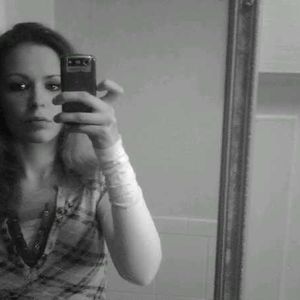 Devon Langley - Myspace Profile Picture of Devon Langley (@heartxbreaker77) on Myspace