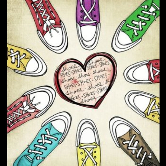 Profile Picture of Danielle Perry (@ahrynsmommie) on Poshmark