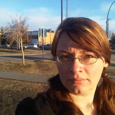 Profile Picture of Mimi Watson (@PollyCanadianna) on Twitter