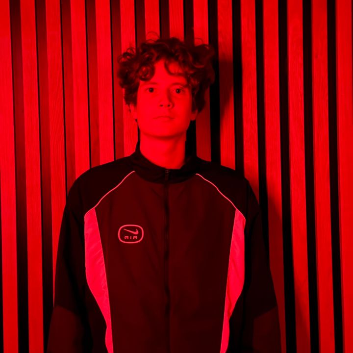 Profile Picture of Jonathan P (@jonathanpense) on Tiktok