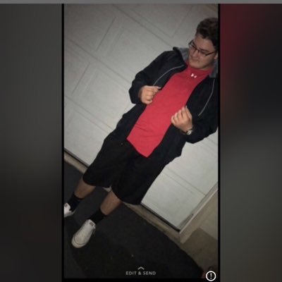 Profile Picture of Andrew Kratzer (@akratzer12) on Twitter