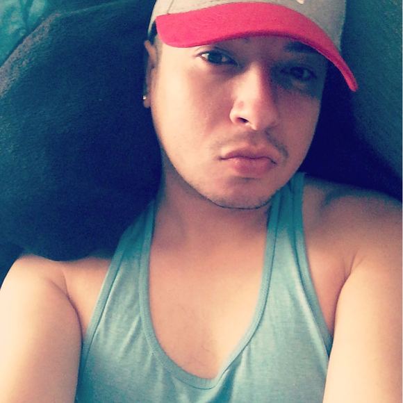 Profile Picture of Jesse Miranda (@jezze23) on Poshmark