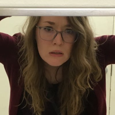 Profile Picture of Emily.biz (@william_shanter) on Twitter