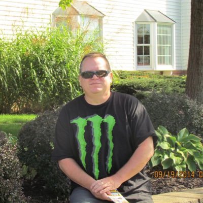 Profile Picture of Robert Hembree (@RobertHembree) on Twitter