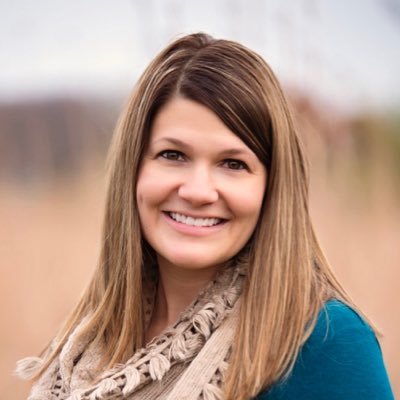 Profile Picture of Angela Thayer (@TeachingMama_) on Twitter