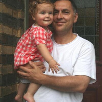 Profile Picture of Mark Bowman (@BrunswickBowie) on Twitter