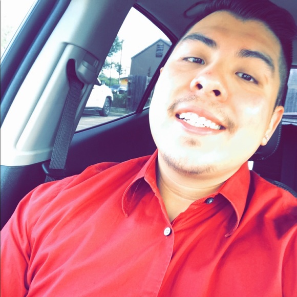 Profile Picture of Esteban Salazar (@estebansalaz608) on Poshmark