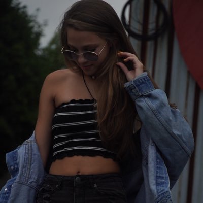 Profile Picture of Julia♛ (@Coons_Julia) on Twitter