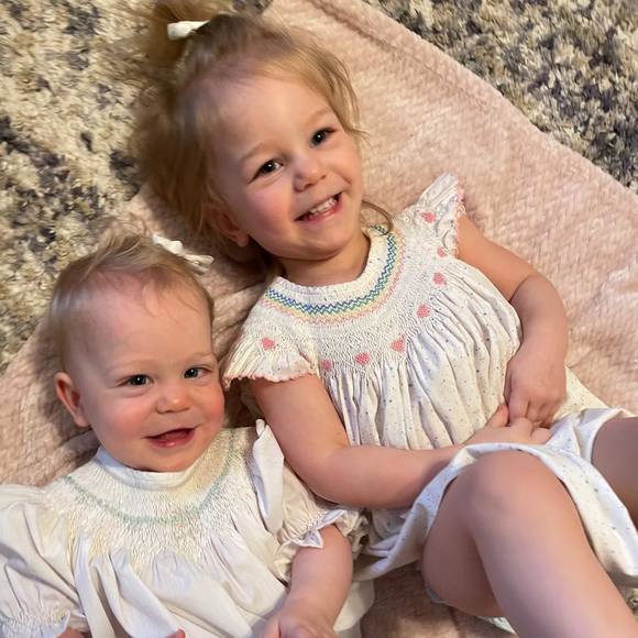 Profile Picture of Lisa Jones (@lisamjonez) on Poshmark