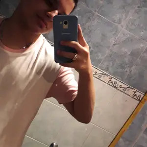 Profile Picture of Sebastian Echeverri (@juan_echeverri16) on Tiktok