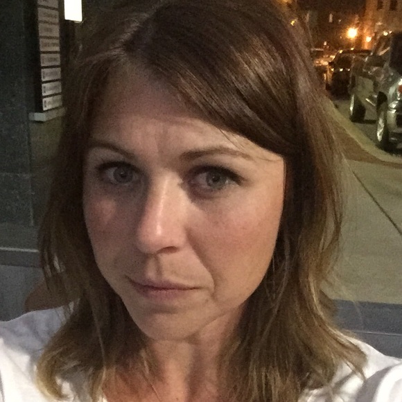 Profile Picture of Adriane Collier (@amcollier38) on Poshmark