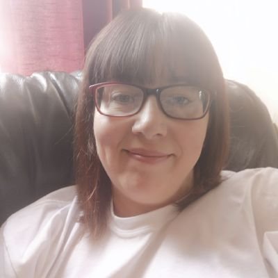 Profile Picture of Jo Hunter (@JoHunte15813158) on Twitter