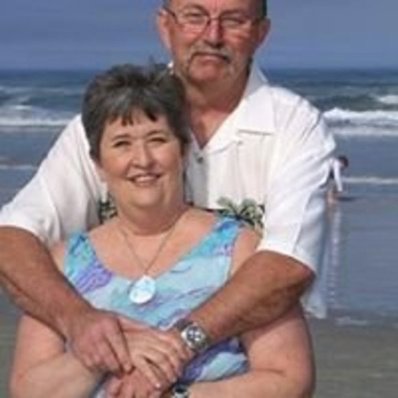 Profile Picture of Sue Conrod (@sueconrod) on Poshmark