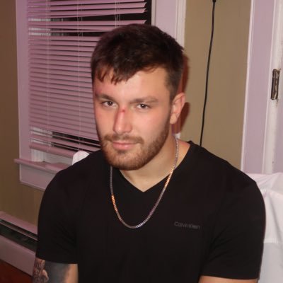 Profile Picture of Chris Coyle (@coyleman4) on Twitter