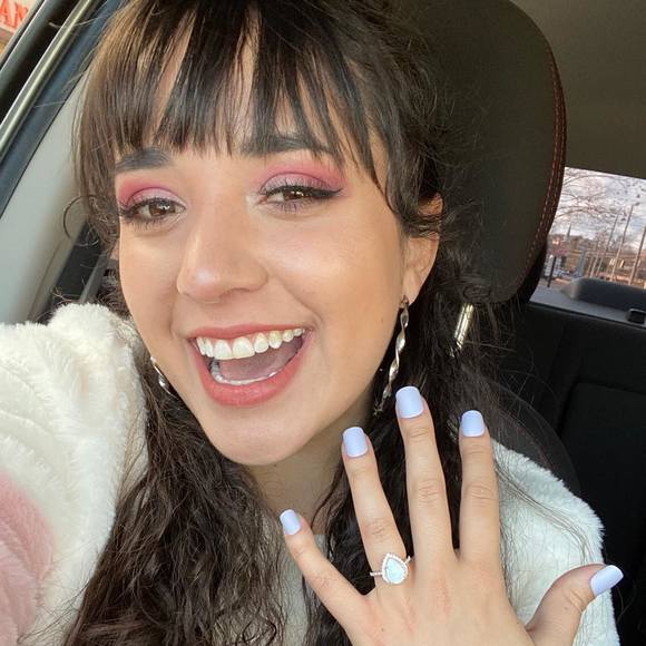 Profile Picture of Jeannine Lucio (@jean917) on Poshmark