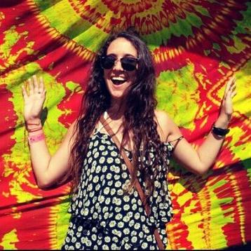 Profile Picture of Claudia Smolansky (@clausmolansky) on Twitter