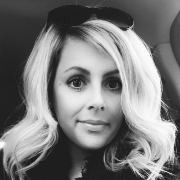 Profile Picture of Marissa Davey (@marissacristine) on Poshmark