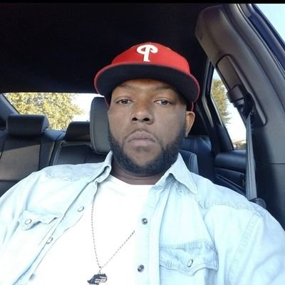 Profile Picture of Christopher Rancifer (@sir_rancifer) on Twitter