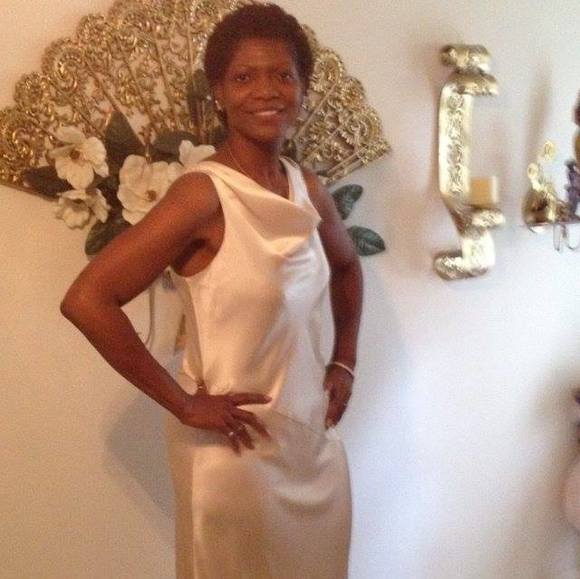 Profile Picture of Sunseray Honore (@sunserayhonore) on Poshmark