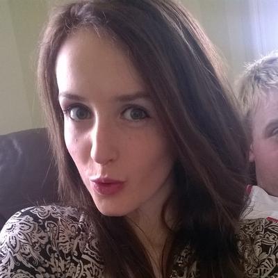 Profile Picture of Hilary Patterson (@hilarynlee13) on Twitter