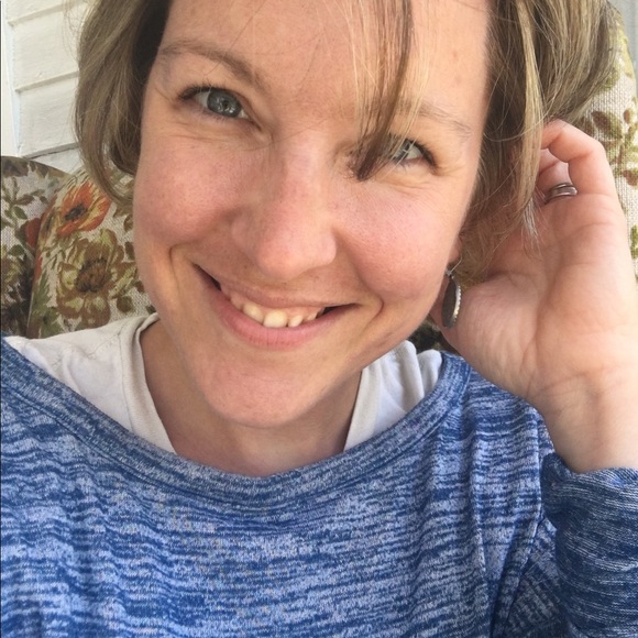 Profile Picture of Blaise Smith (@blaiseylove) on Poshmark